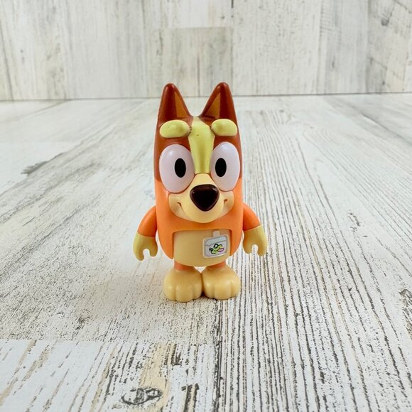 Bluey Bingo Name Tag Frog Heeler Sister Figure Blue NEW - Picture 1 of 8